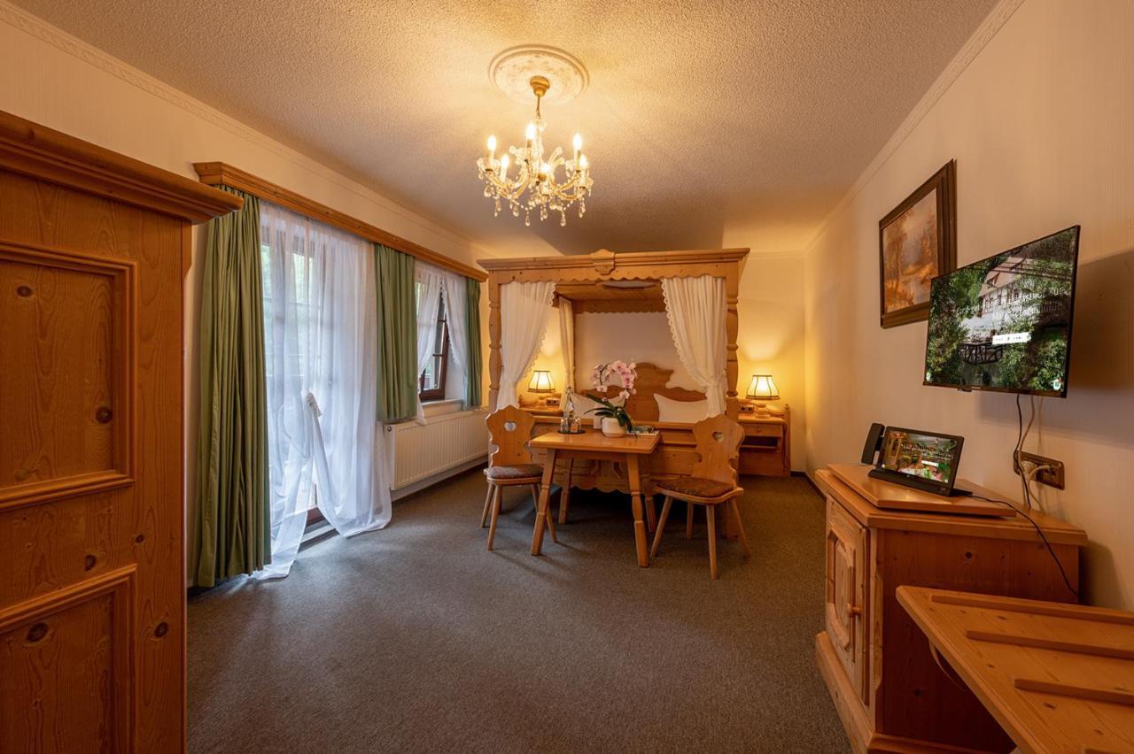 Zur Margarethenmuehle - Landgasthof Und Waldhotel Rosswein Kültér fotó