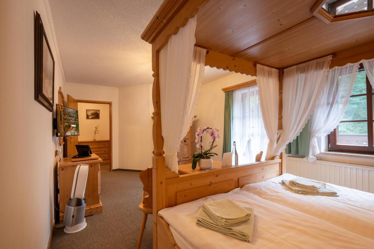 Zur Margarethenmuehle - Landgasthof Und Waldhotel Rosswein Kültér fotó