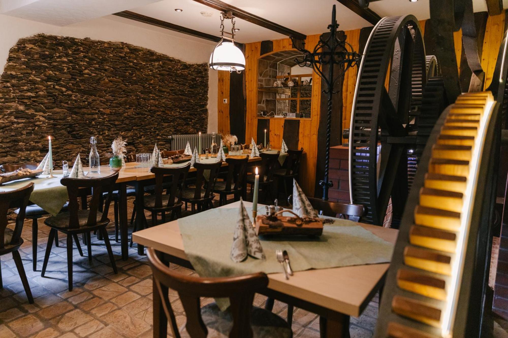 Zur Margarethenmuehle - Landgasthof Und Waldhotel Rosswein Kültér fotó